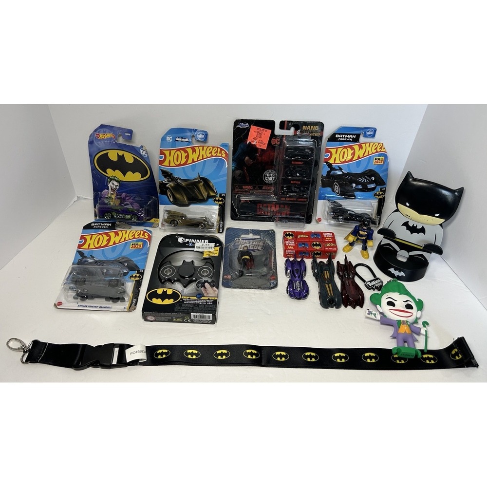 Batman Collector Merchandise‎ Lot Mixed Products Hotwheels Landyard Figurines